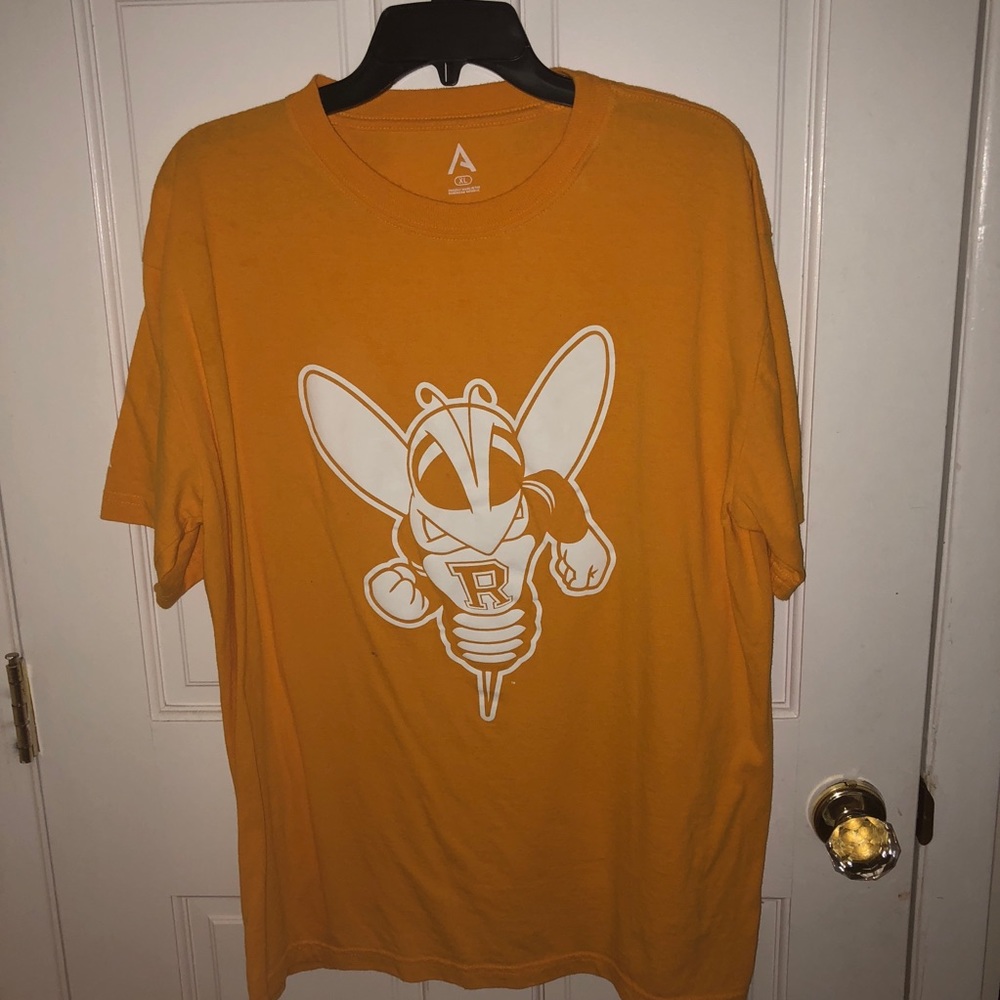 Yellow jacket tee shirt